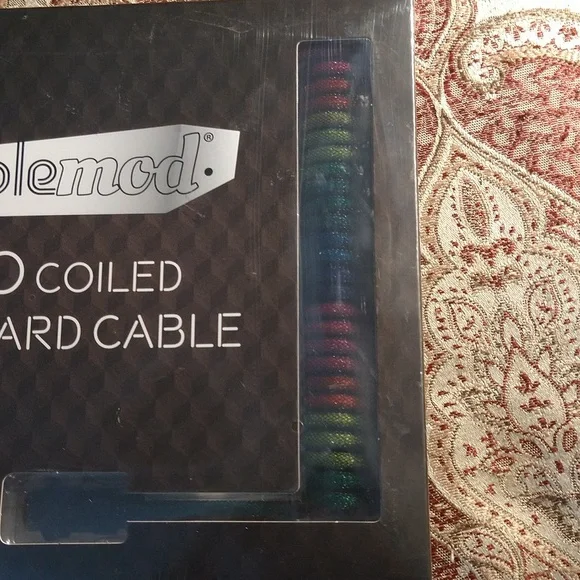 CableMod Pro Coiled Keyboard Cable - Picture 8 of 10